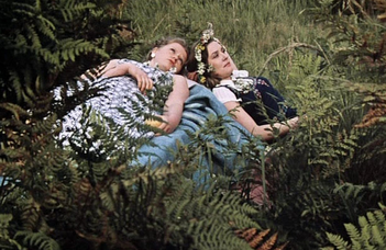 Párhuzamos női sorsok az orosz-szovjet filmművészetben // őszi filmklub